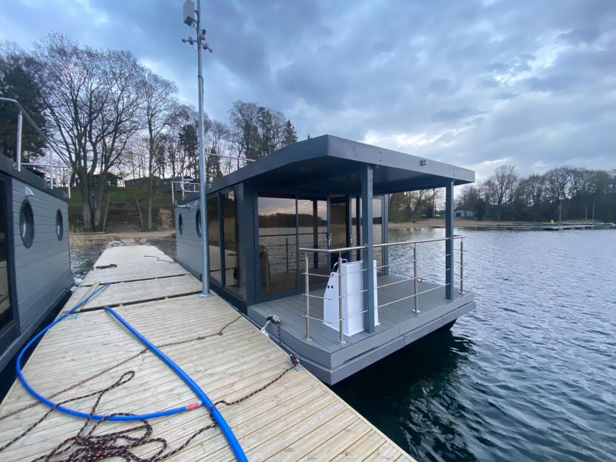 Houseboat Park Wodny Cieszyno Daire Złocieniec Dış mekan fotoğraf